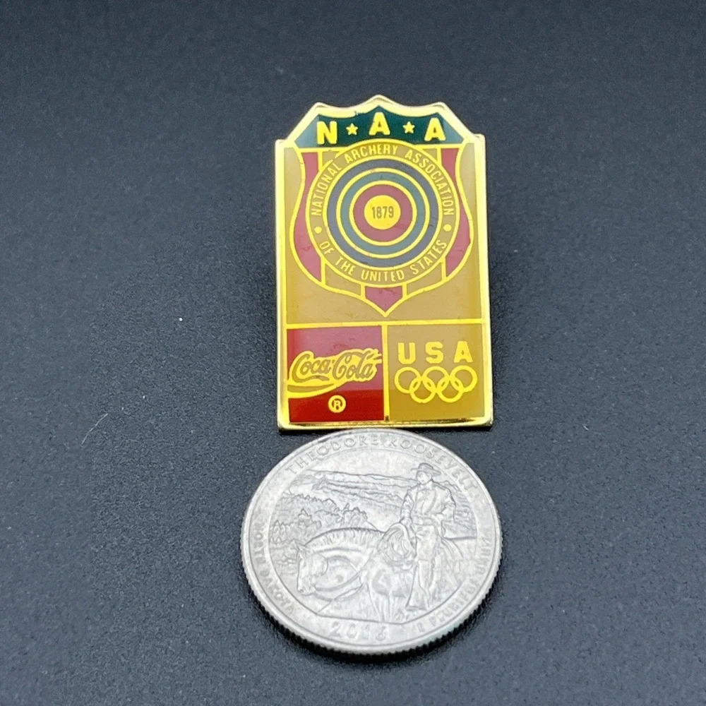 Vintage Olympic Games Coca-Cola Coke Team USA‎ Archery Lapel Hat Pin